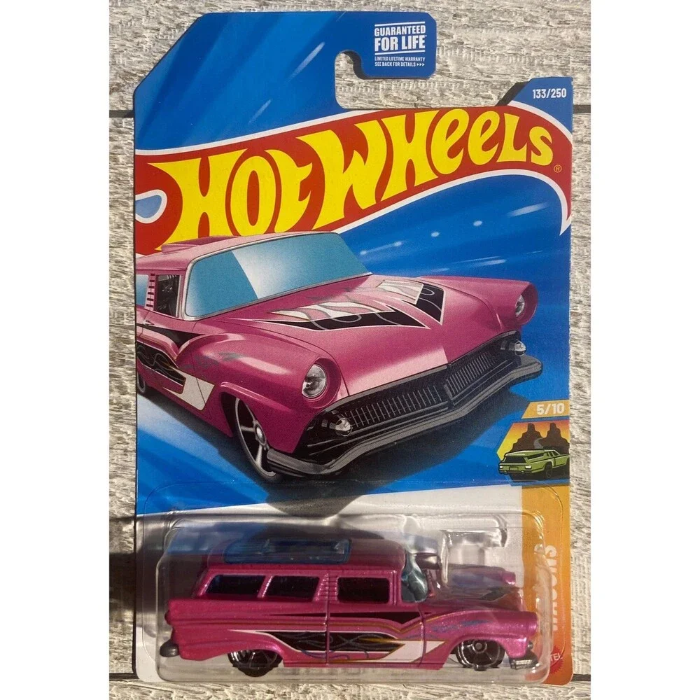 2026 Hot Wheels #133 8 Crate PINK